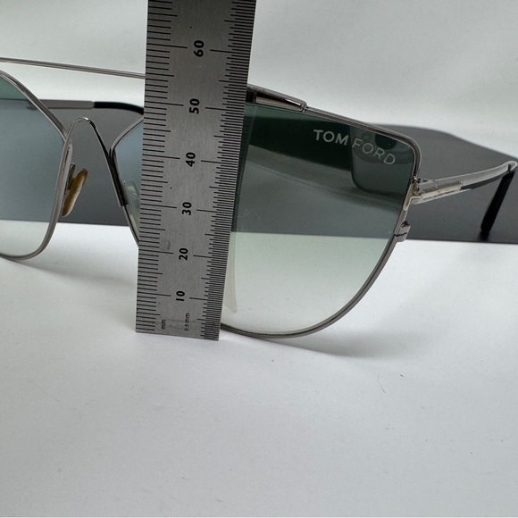 Tom Ford Sunglasses TF 563 Jacqueline-02 Color 14X Silver 64 [] 12-140 main image 15